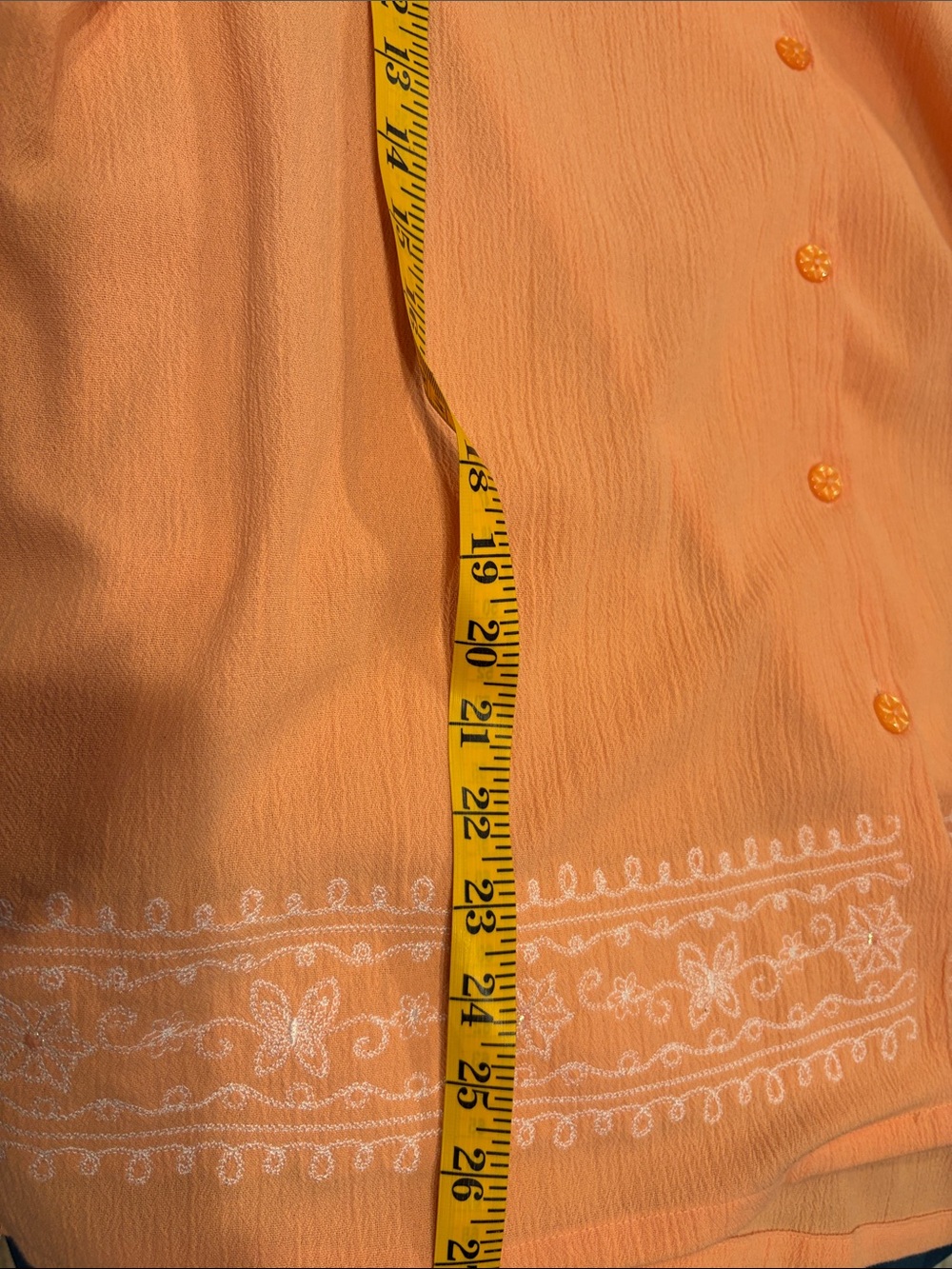 BonWorth Peach Button-Down Shirt with White Embroiderry Capri Pants - Picture 7 of 11